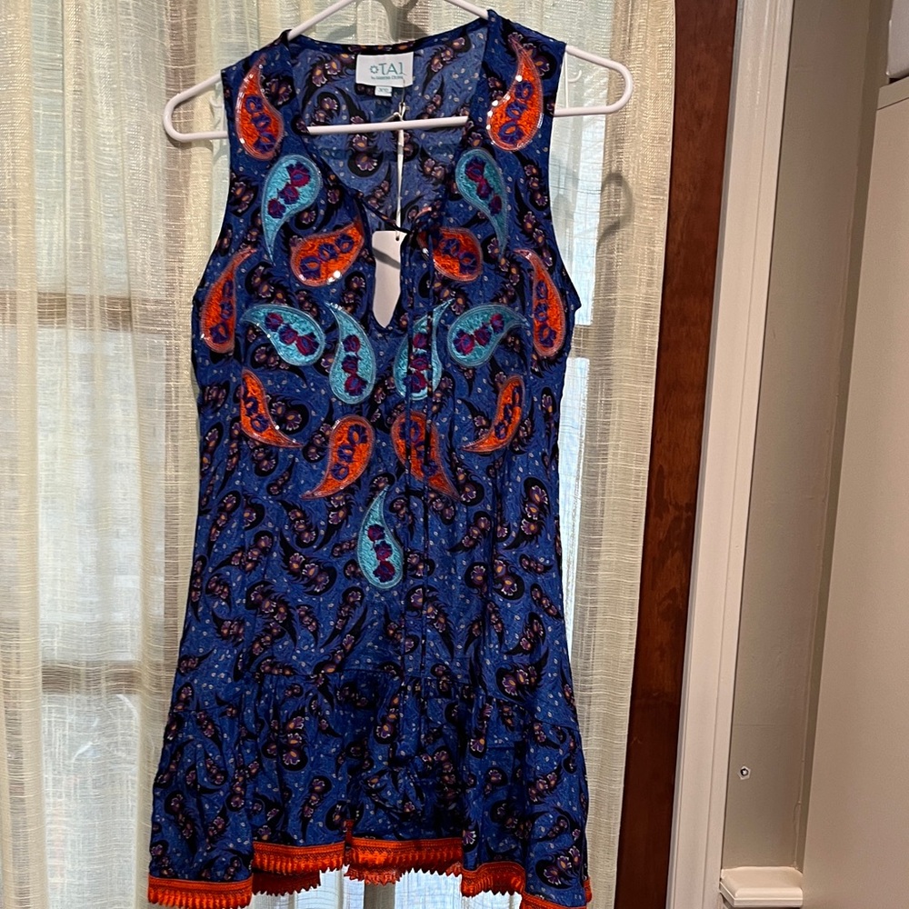 NWT TAJ Sleeveless Navy Paisley Shift Dress with Orange Trim